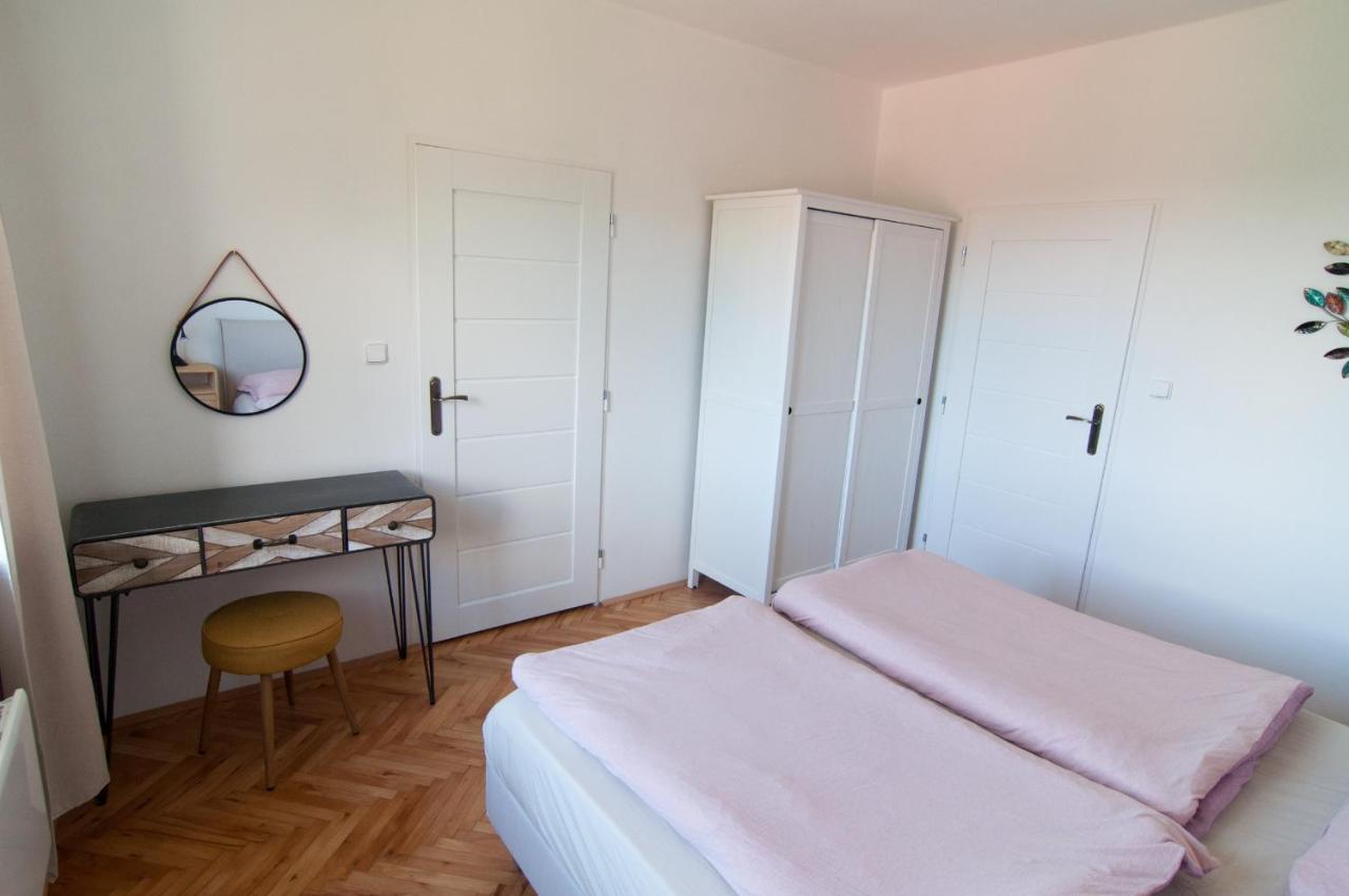 Apartman Na Kamenci Teplice nad Metují Buitenkant foto
